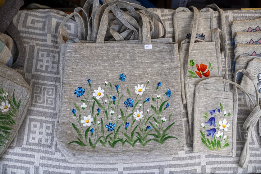 Jarmark Bożonarodzeniowy 2024 we Wrocławiu - na zdjęciach produkty, które można kupić na jarmarku